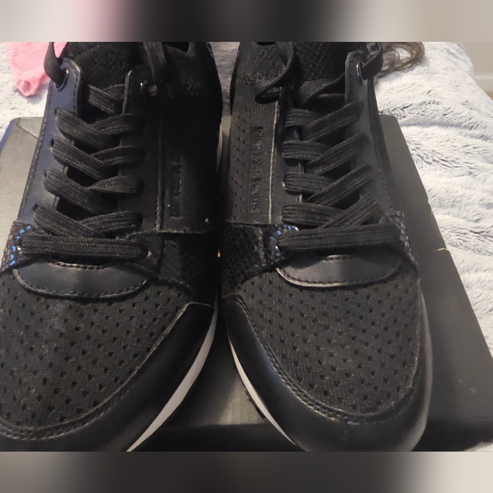 Michael Kors Billie Trainer Tennis Shoes